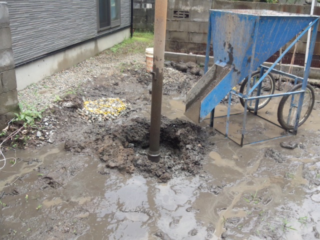 ～バイクガレージのあるいえ。～地盤改良工事しました。