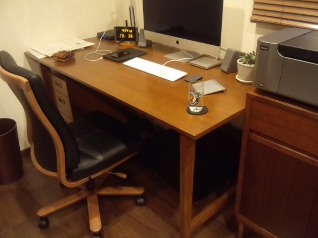 パソコンデスク