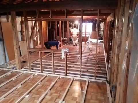 若栗の家。２階リフォーム工事②♪