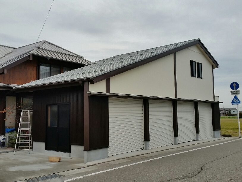 黒部の車庫が完成いたしました。