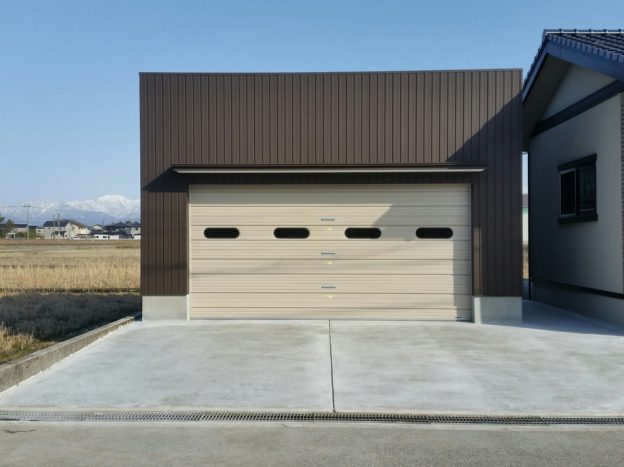 生地のガレージ