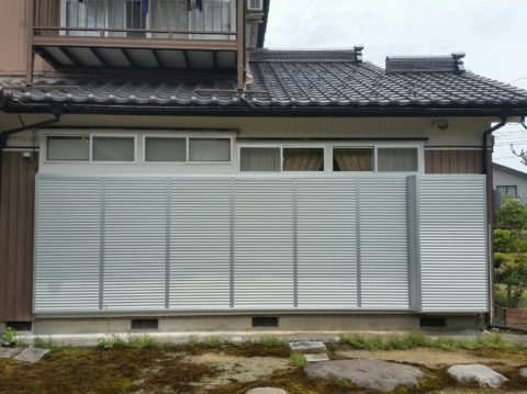 雨戸＆エアコン取付作業～♪