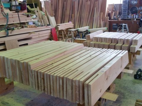 「屋根の改修工事②」手刻み作業と塗装作業♪