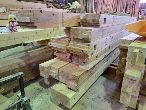 車庫新築工事、手刻み作業～♪