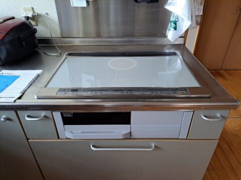 IHの取り替え作業♪