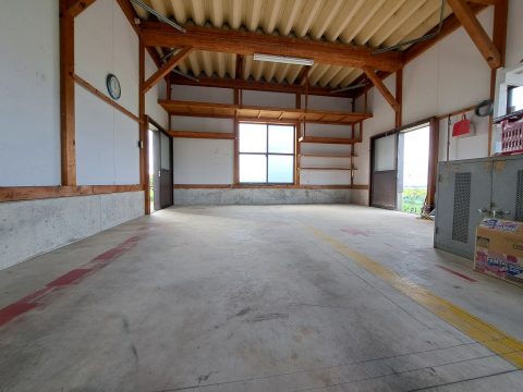 「納屋のリフォーム工事」が始まりました♪