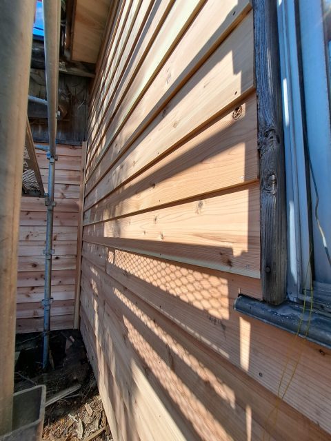 駅の修繕作業③外部の工事♪