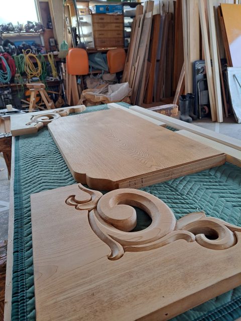 神棚リメイク作業③仕上げ彫りから組立て作業へ♪