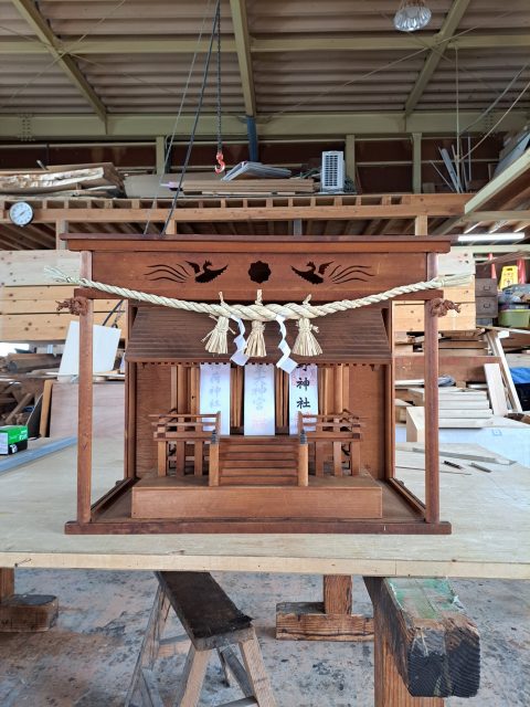 神棚リメイク⑤木鼻の制作と取付け作業♪