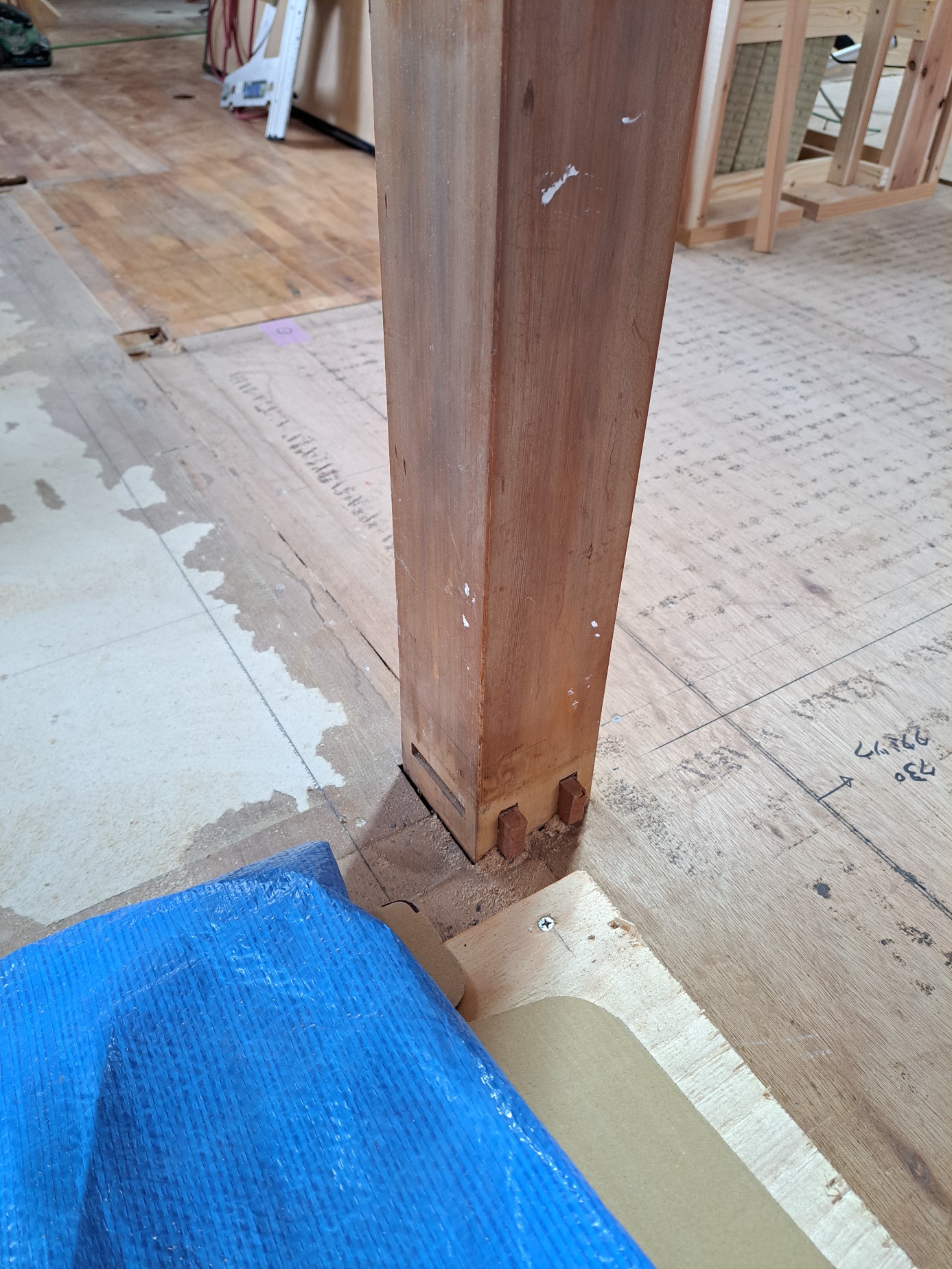 鉄骨造りのリフォーム工事② 内部下地作業。